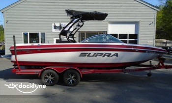 Bob's Beacon Marina boat rental operation on Newbury, NH 10