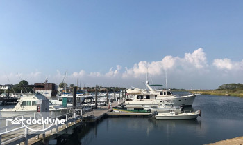 Marina 59 boat rental operation on Arverne, NY 3