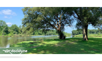 Rivers Crossing Campground & Marina boat rental operation on Savannah, NY 2