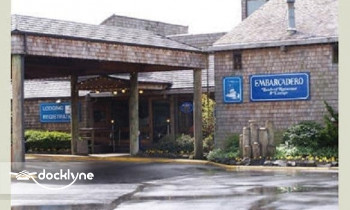 Embarcadero Resort & Marina boat rental operation on Newport, OR 4