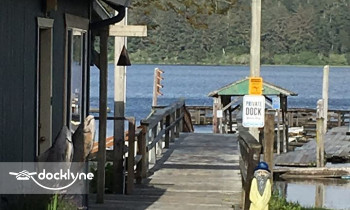 Westlake Resort boat rental operation on Westlake, OR 2